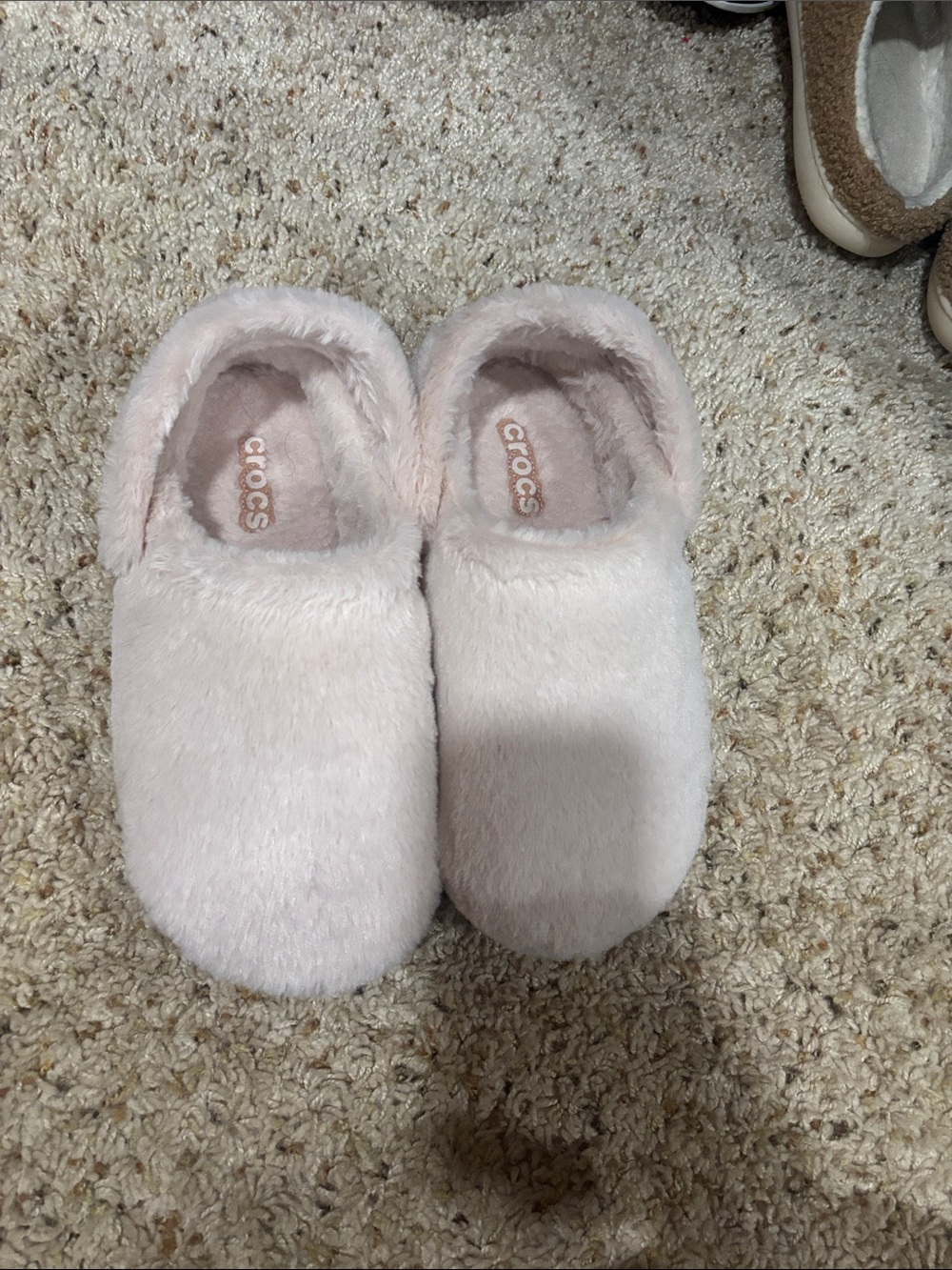 CROCS Kids Fuzz Lined Slip-On Clog - Pale Pink
